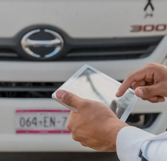 Supervisor realizando una ronda de vigilancia